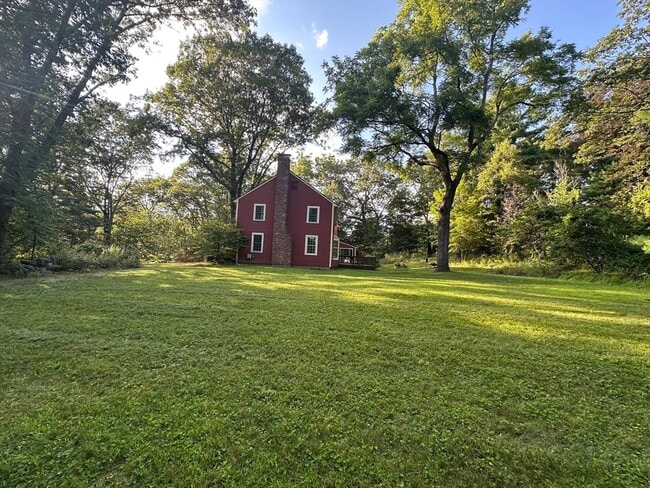 Building Photo - 16 Page Farm Rd