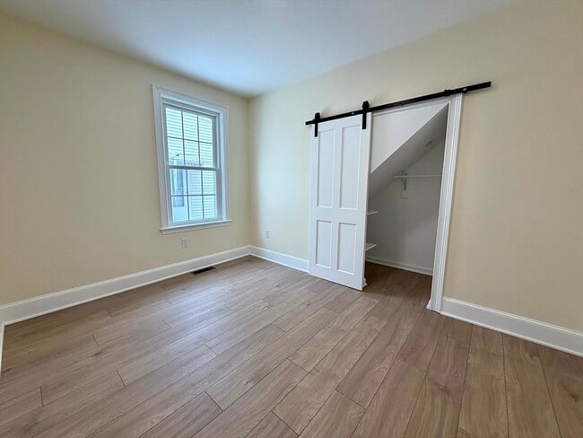 Building Photo - 67 Jewett St