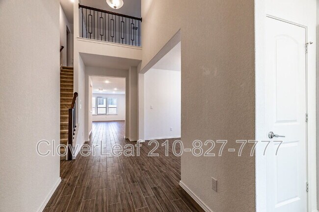 Building Photo - 122 Trotting Horse