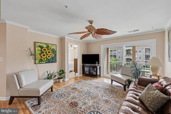 Building Photo - 1067 Gardenview Loop