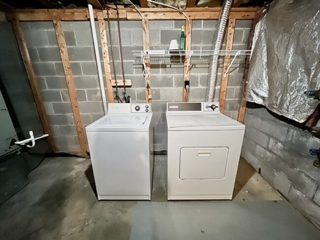 Building Photo - 17120 Briardale Rd