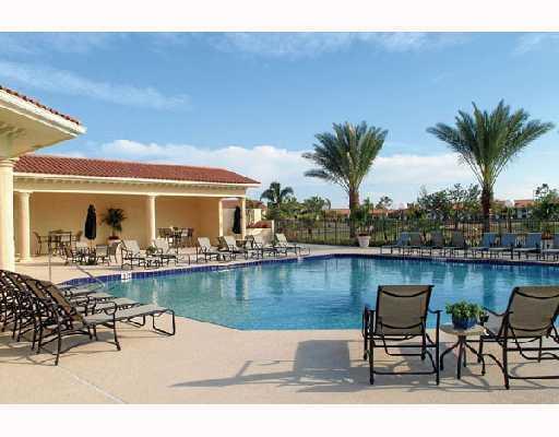 Building Photo - 1515 Lake Crystal Dr