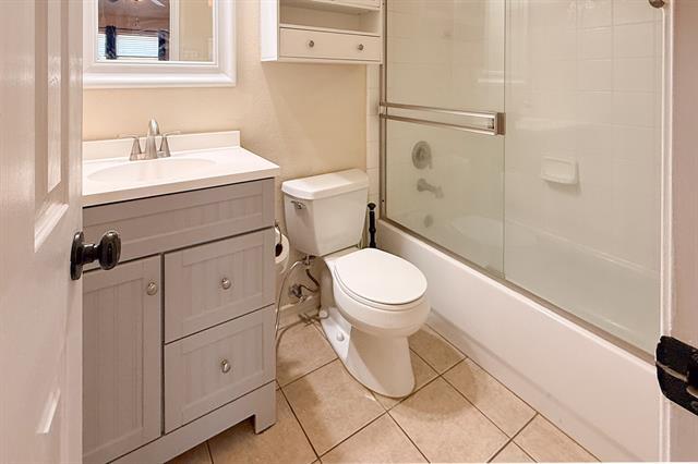 Building Photo - 1615 Bur Oak Dr