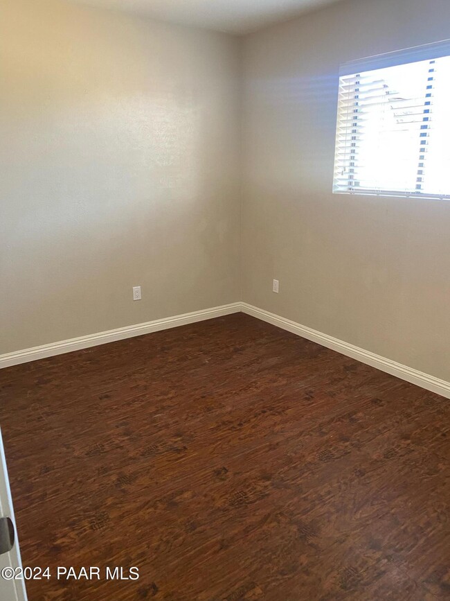 Building Photo - 4500 N Carla Vista Dr