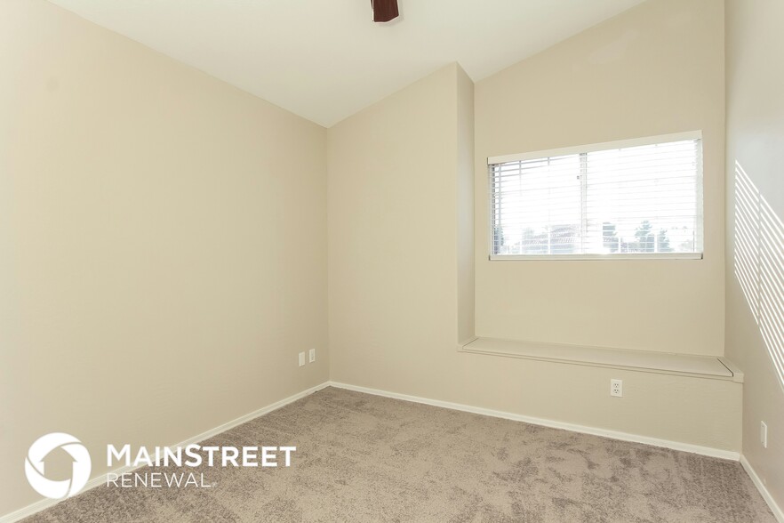 Building Photo - 7742 W McRae Way