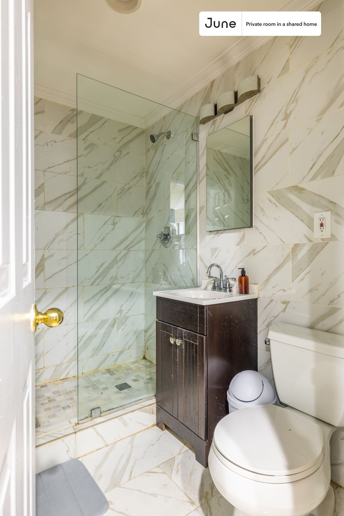 Building Photo - Room in Shared 2 bed/1 bath home