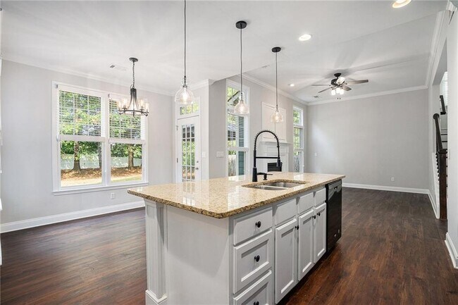 Building Photo - 308 Market Ct