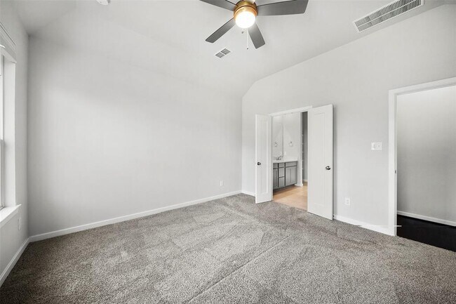 Building Photo - 15642 Dark Sky Trail