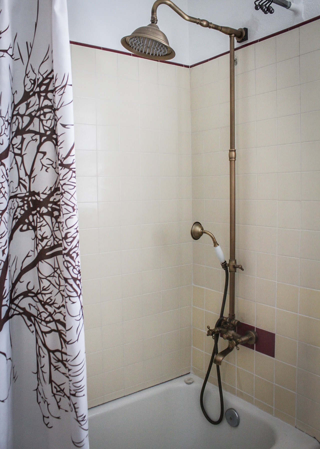 Building Photo - 4256 2nd Ave