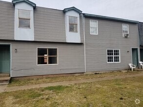 Building Photo - 276 Greenfield Dr