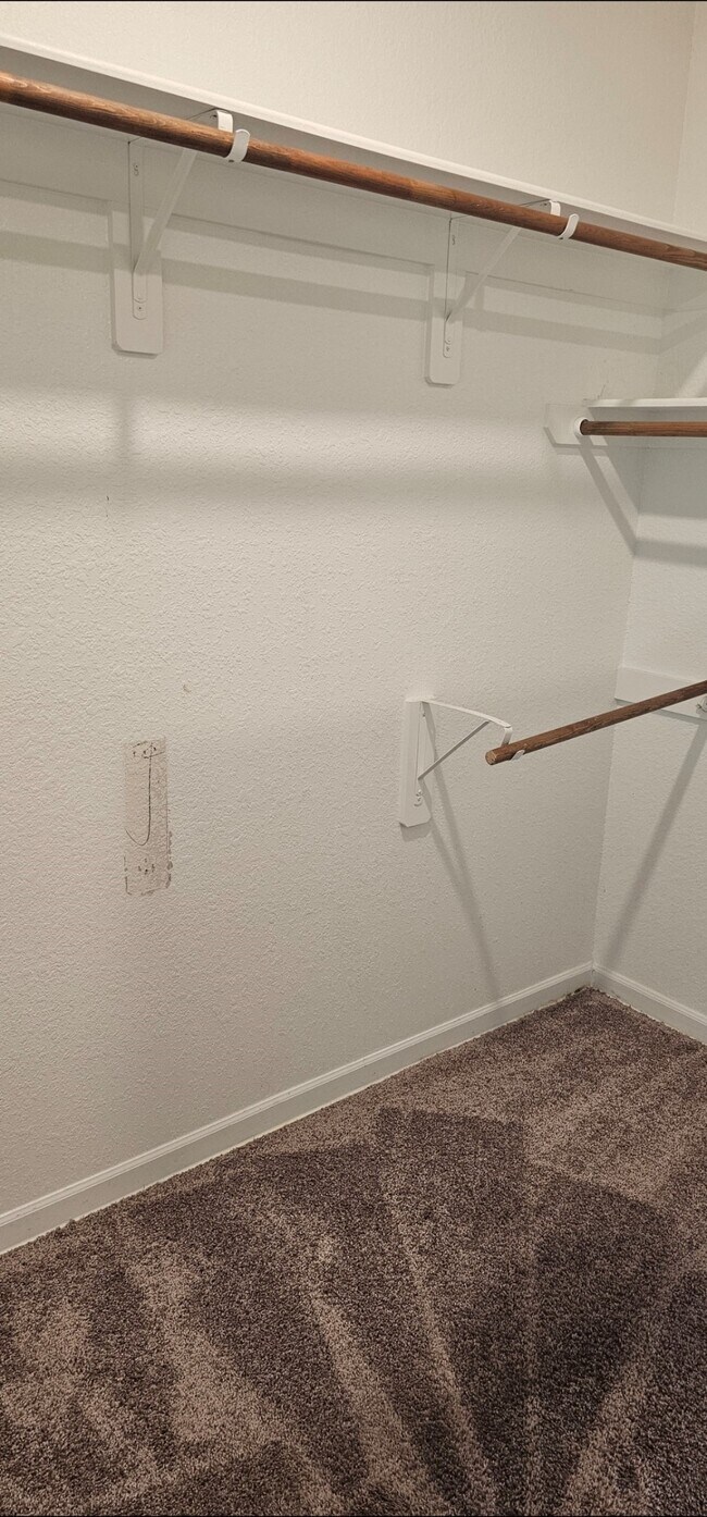 Building Photo - 2907 Velda May Dr