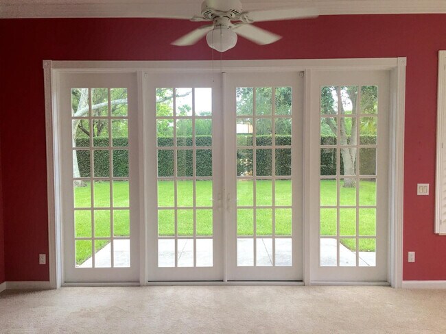 Building Photo - 2871 SW Brighton Way