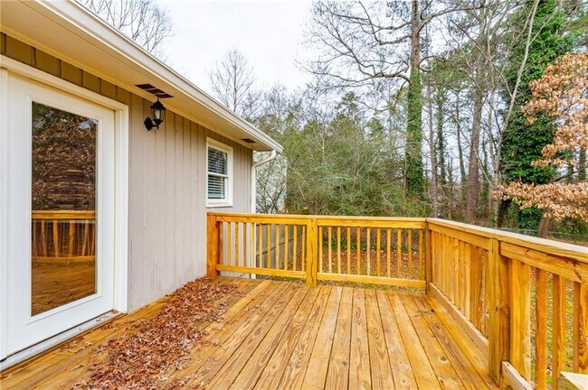 Building Photo - 3226 Hickory Bluff Dr