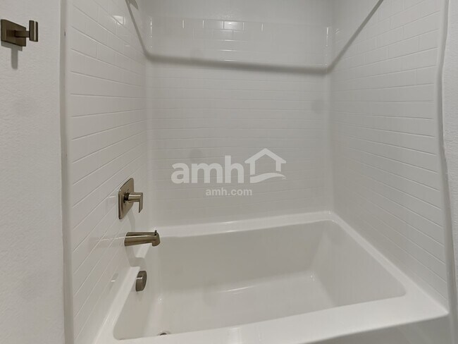 Building Photo - 9156 Liberty Cap Ct