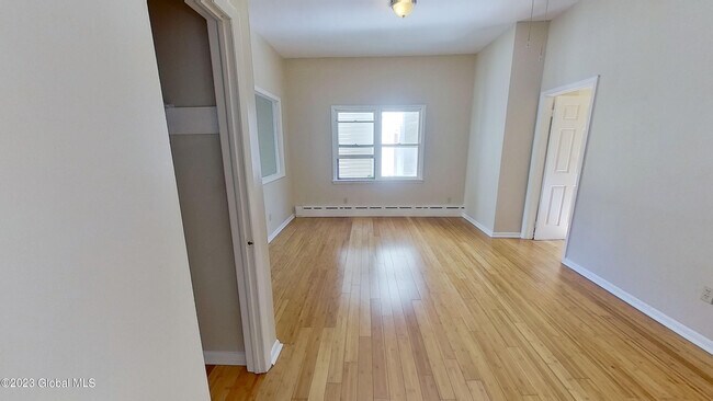 Building Photo - 420 Delaware Ave