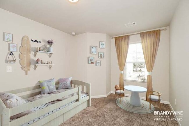 Building Photo - 131 Crestview Wy