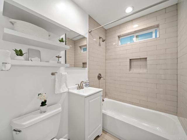 Building Photo - 367 Hedge Way