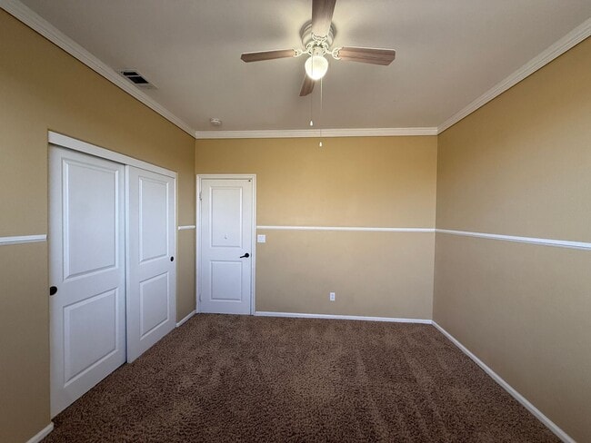 Building Photo - Beautiful Large Two Story Home is Centrall...