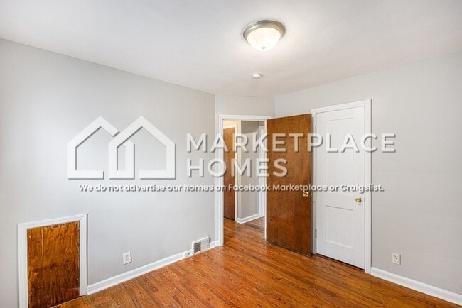 Building Photo - 16242 Carlisle St