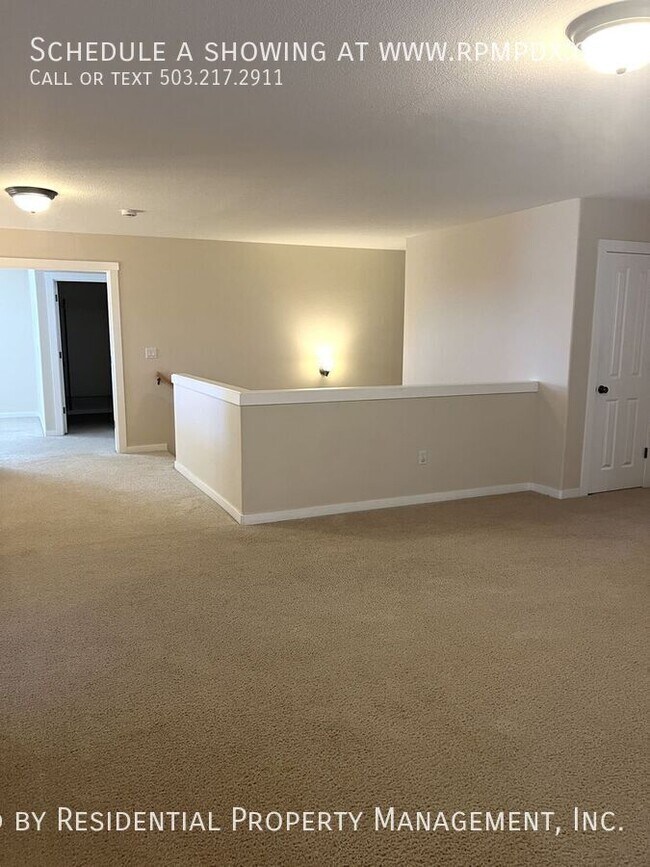 Building Photo - 15355 SW Greenfield Dr