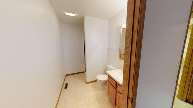 Building Photo - 310 S 13th St