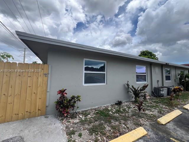 Primary Photo - 5417 NW 22nd St