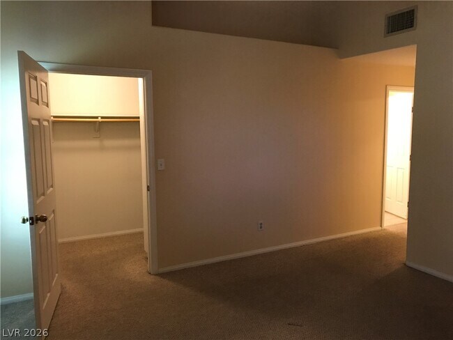 Building Photo - 381 Manti Pl