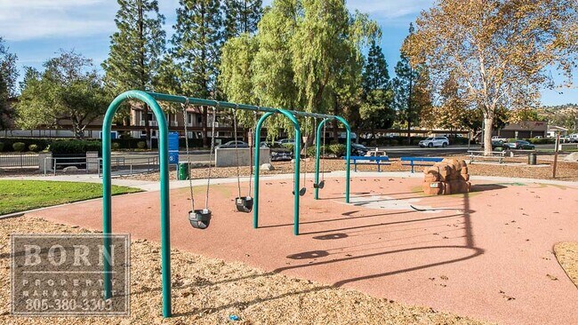 Building Photo - 2741 Los Robles Rd