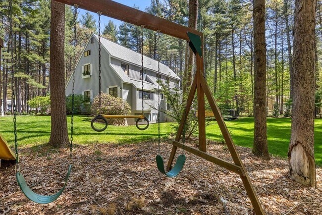 Building Photo - 2 Deer Run Rd