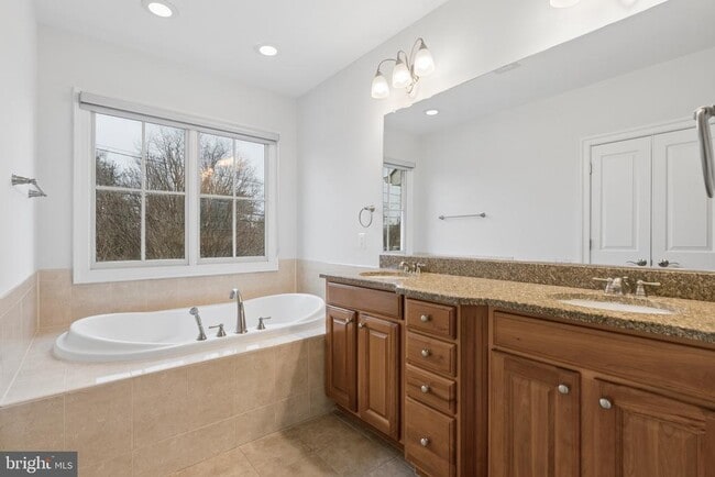 Building Photo - 7004 Eastern Red Cedar Ln