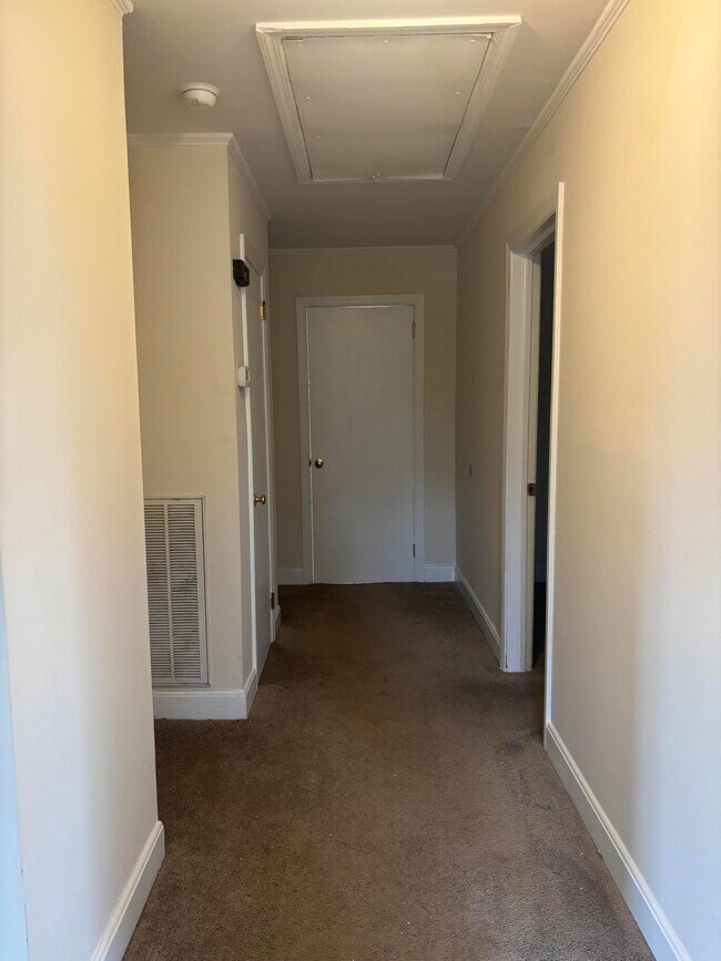 Building Photo - 232 Pinckney St