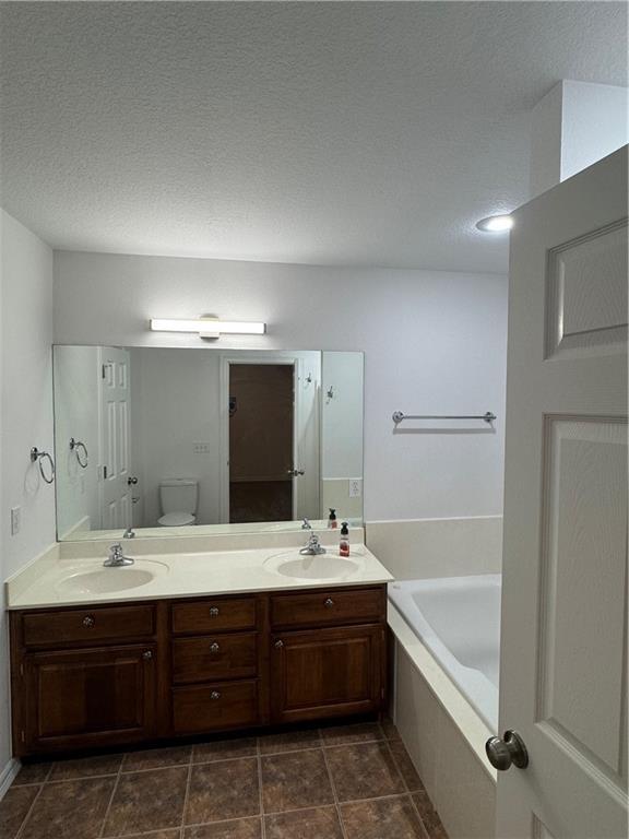 Building Photo - 285 Carrington Ave