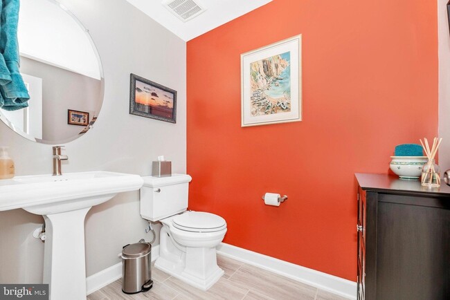 Building Photo - 521 Triggerfish Dr