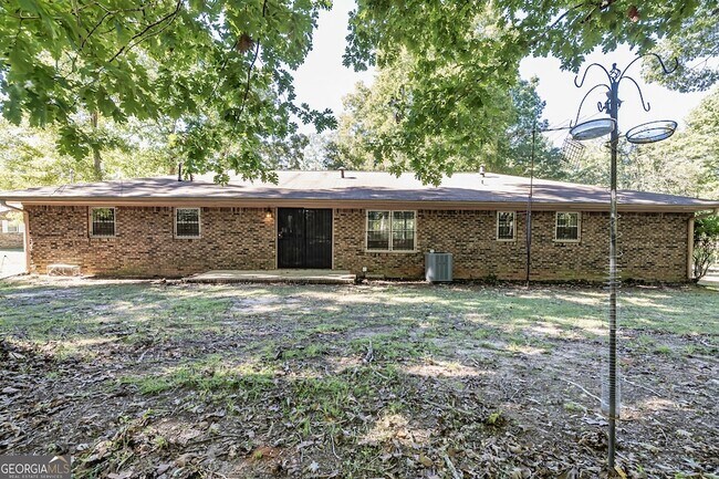 Building Photo - 197 Cates Rd