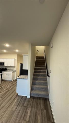 Building Photo - 1400 Lake Alpine Trl