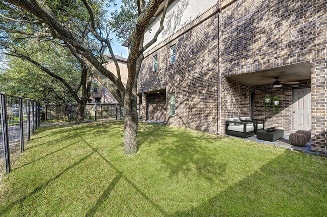Building Photo - 4018 Childress St