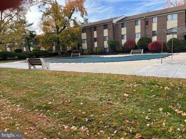 Building Photo - 9921 Bustleton Ave