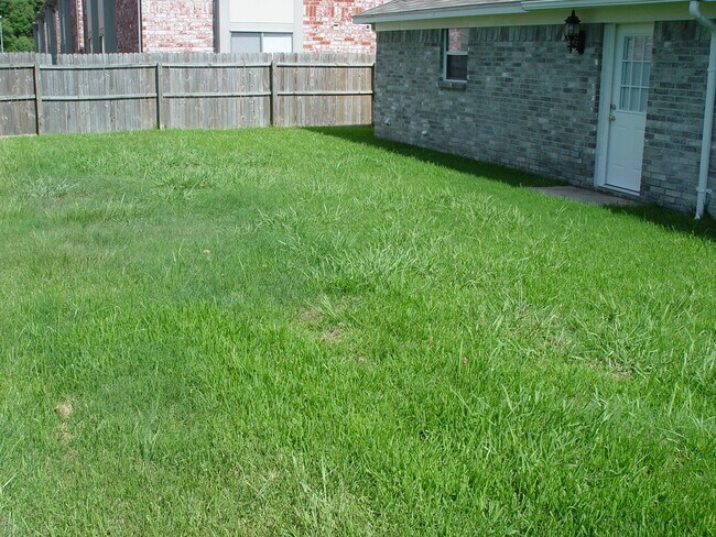 Building Photo - 5314 Tallowpine Terrace