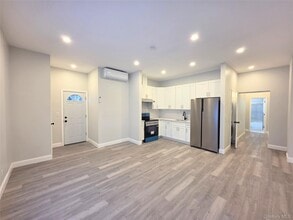 Building Photo - 143 Jericho Tpke