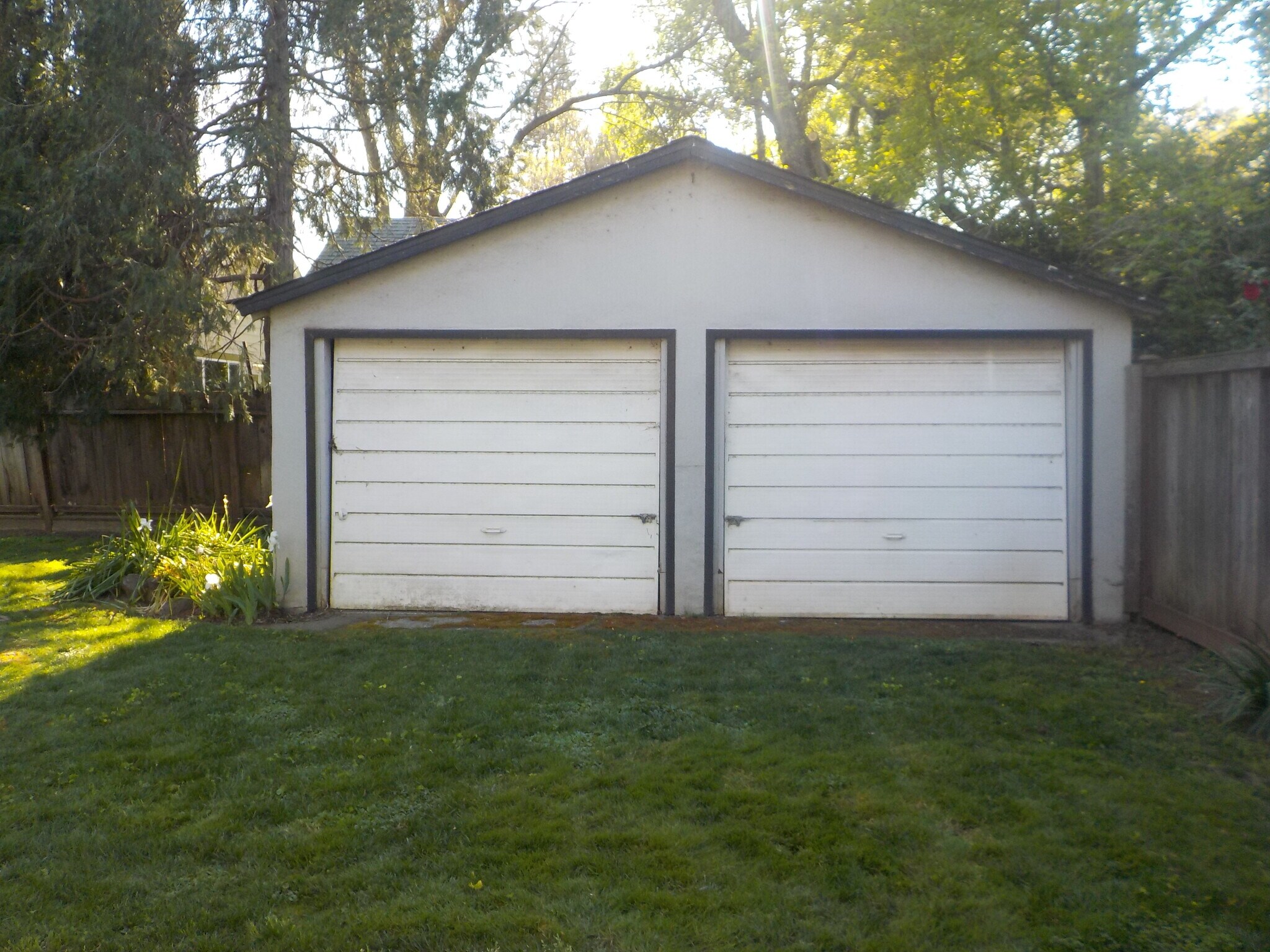 Building Photo - 1211 Laburnum Ave