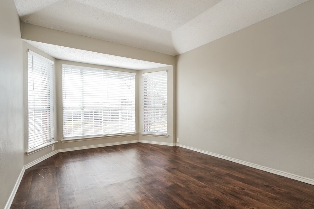 Building Photo - 3000 Vicksburg Ln