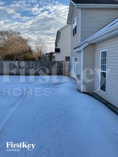 Building Photo - 7011 Sweetfield Dr