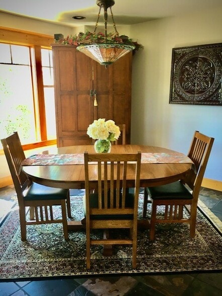 Building Photo - 18319 E Riverway Ave