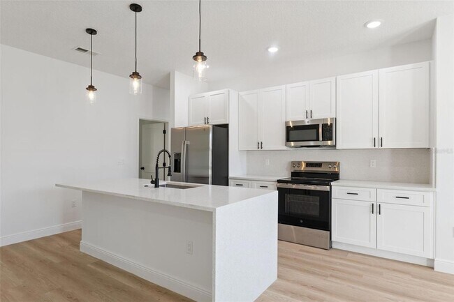 Building Photo - 3995 SW 134th St
