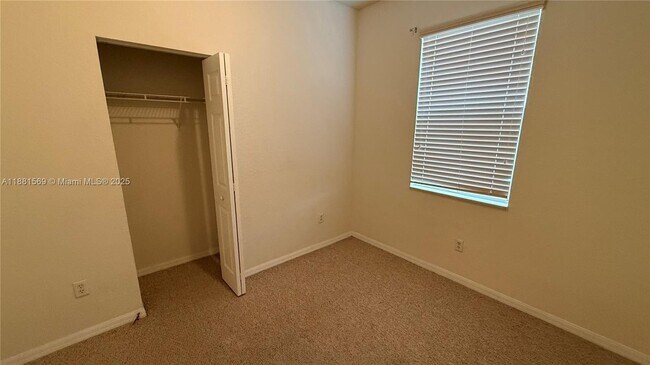 Building Photo - 5866 Hampton Hills Blvd