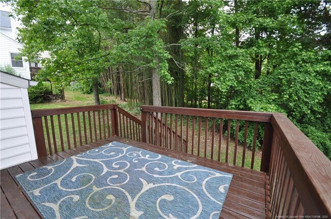 Building Photo - 109 Wood Valley Ct