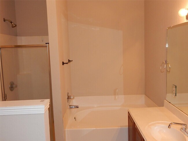 Building Photo - 272 Mesa View