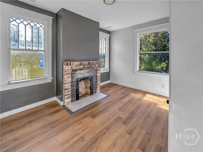 Building Photo - 312 W 37th St