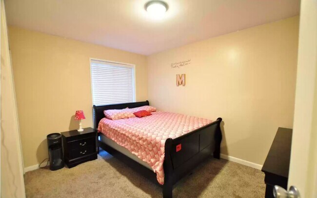 Building Photo - 3204 Spartan Rd