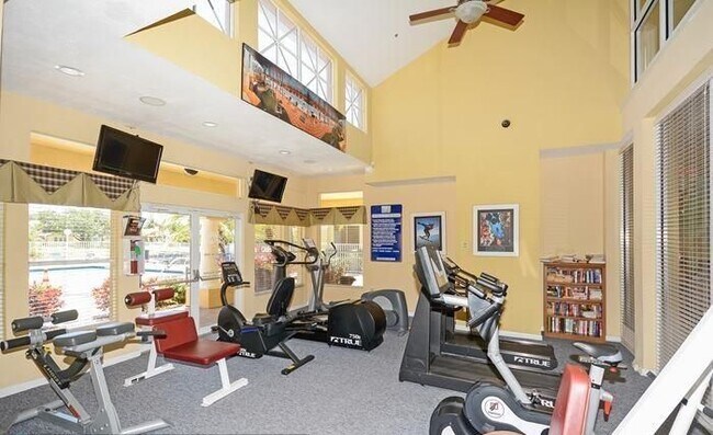 Building Photo - 2341 NW 33rd St